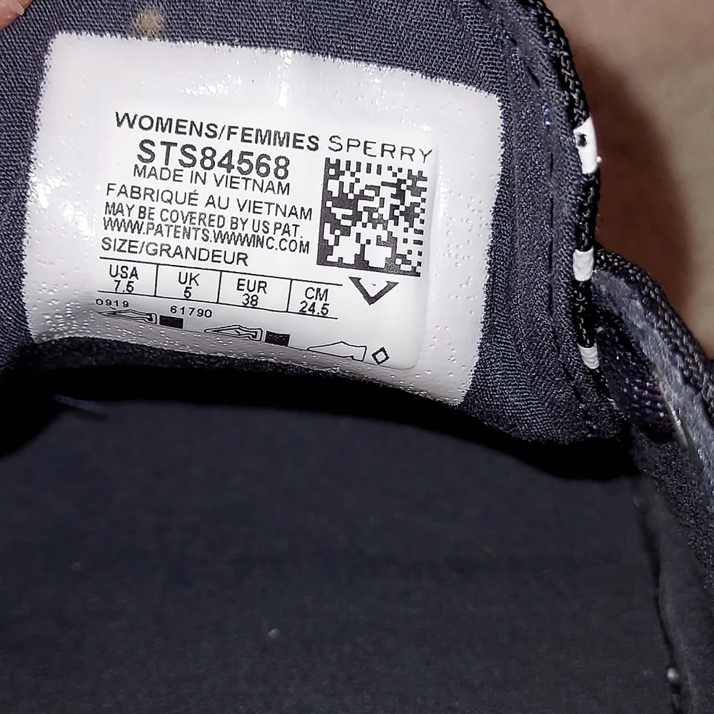 Sperry Top-Sider Women's Crest Vibe Bionic Black Sneakers  size 7.5